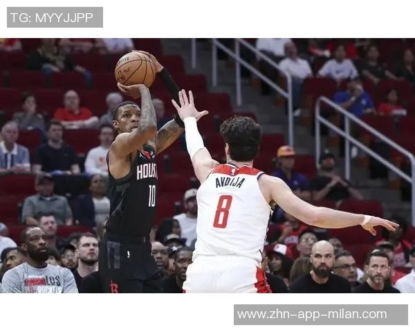 杰伦格林重返赛场展现冲击篮筐的惊人能力让人期待